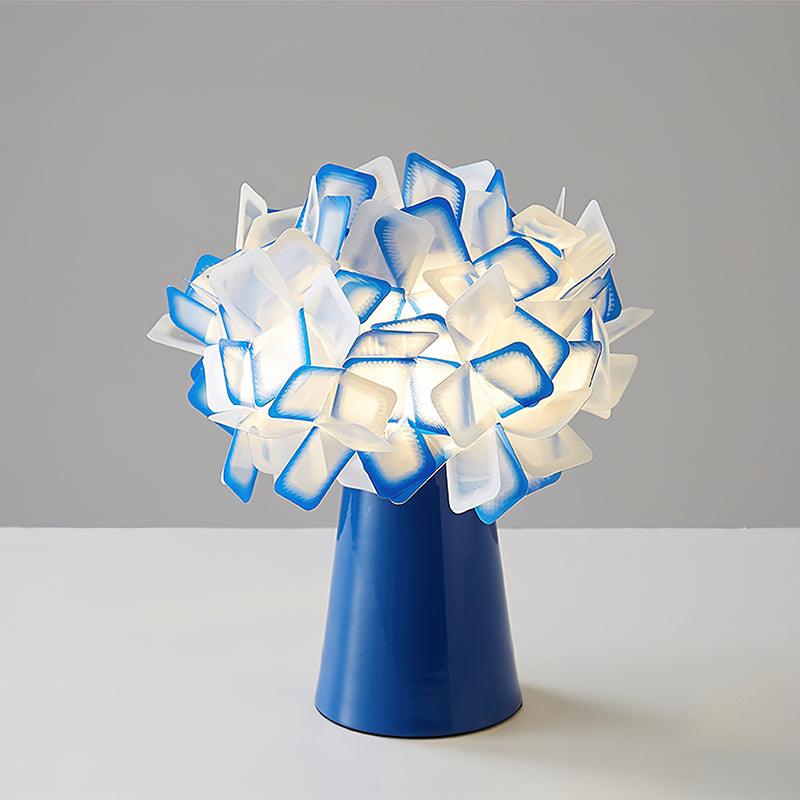 illis-flower-table-lamp