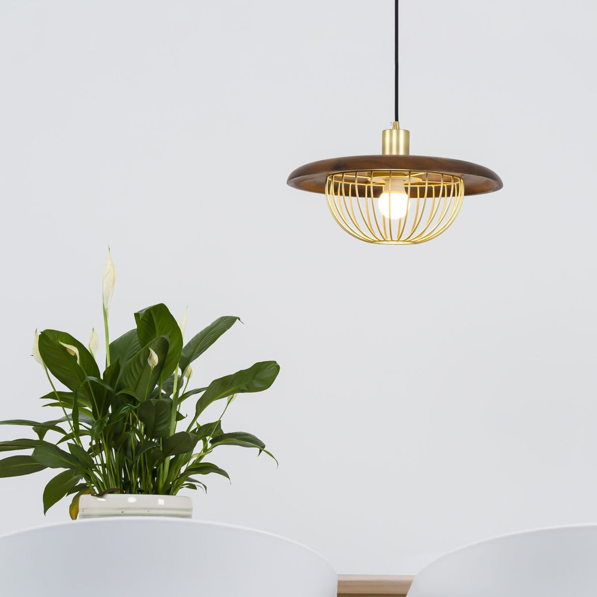 Modern Wood Pendant Light Luxury Dining Room Lamp