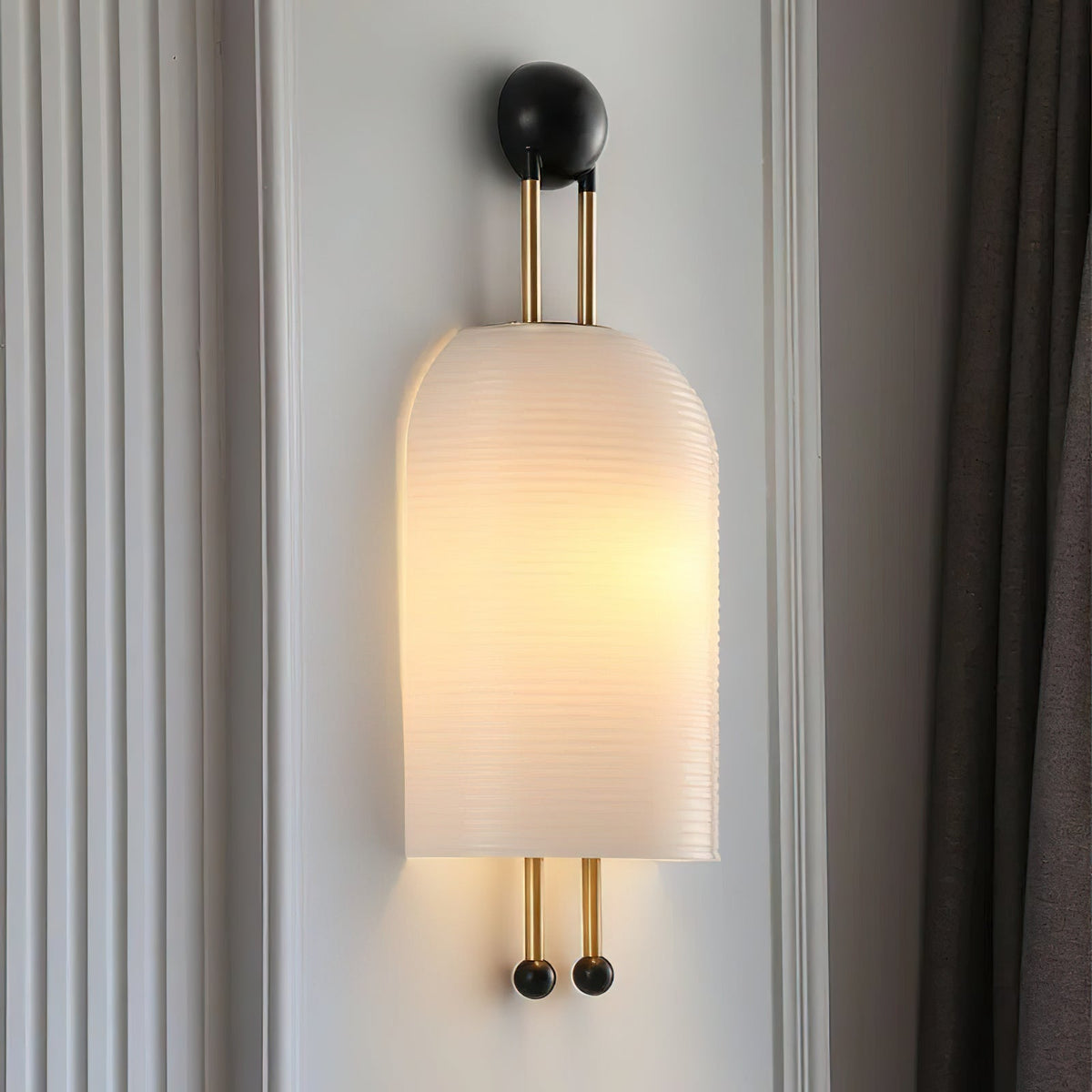 lantern-glass-sconce