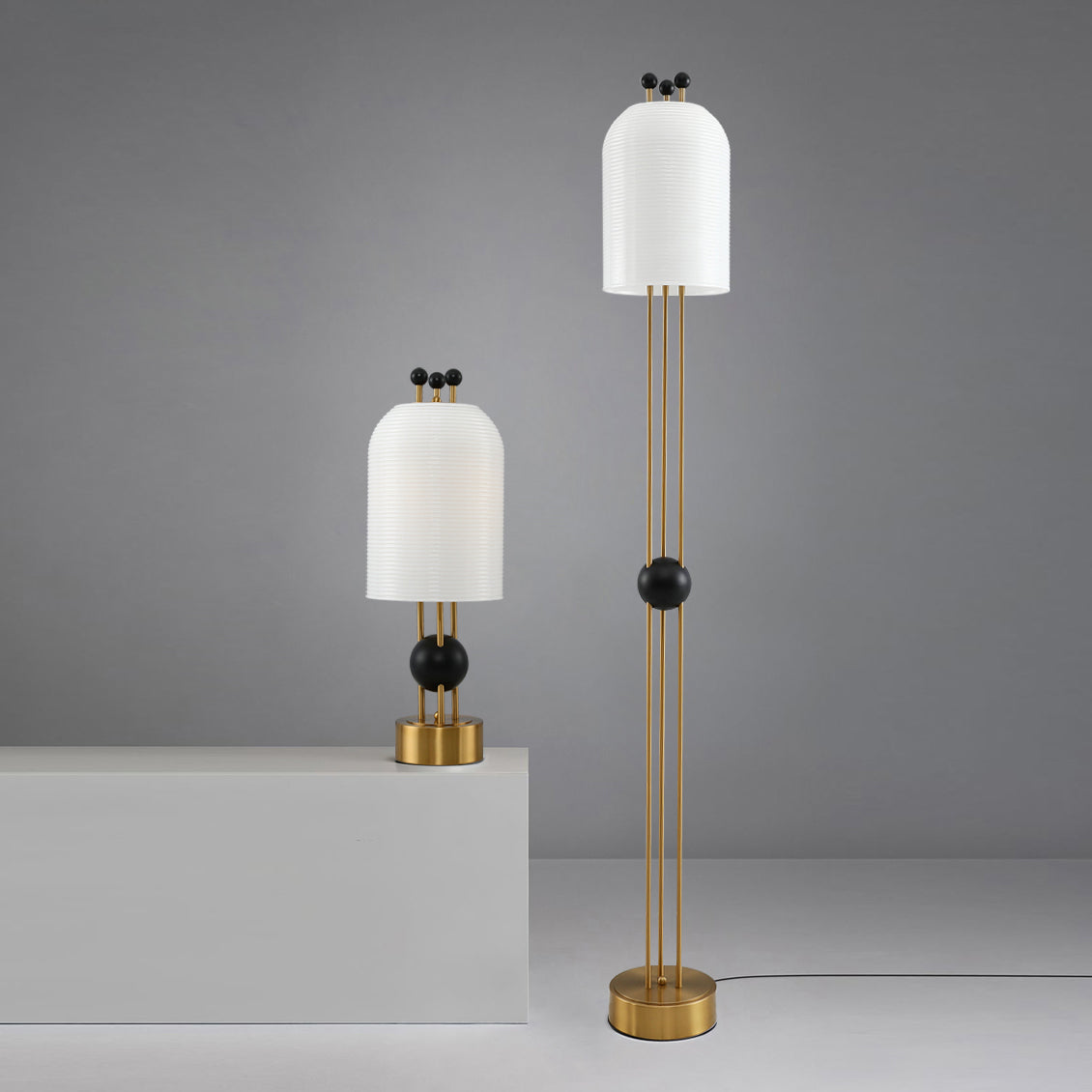 lantern-glass-table-lamp