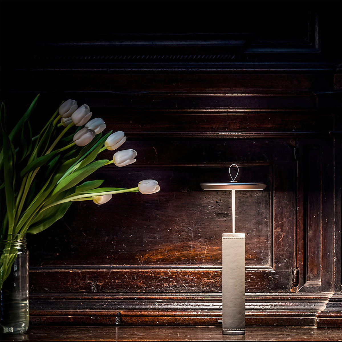 luca-portable-table-lamp