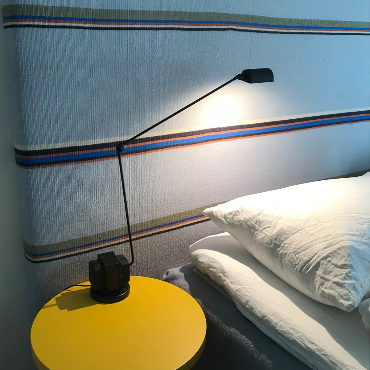 apex-flex-table-lamp