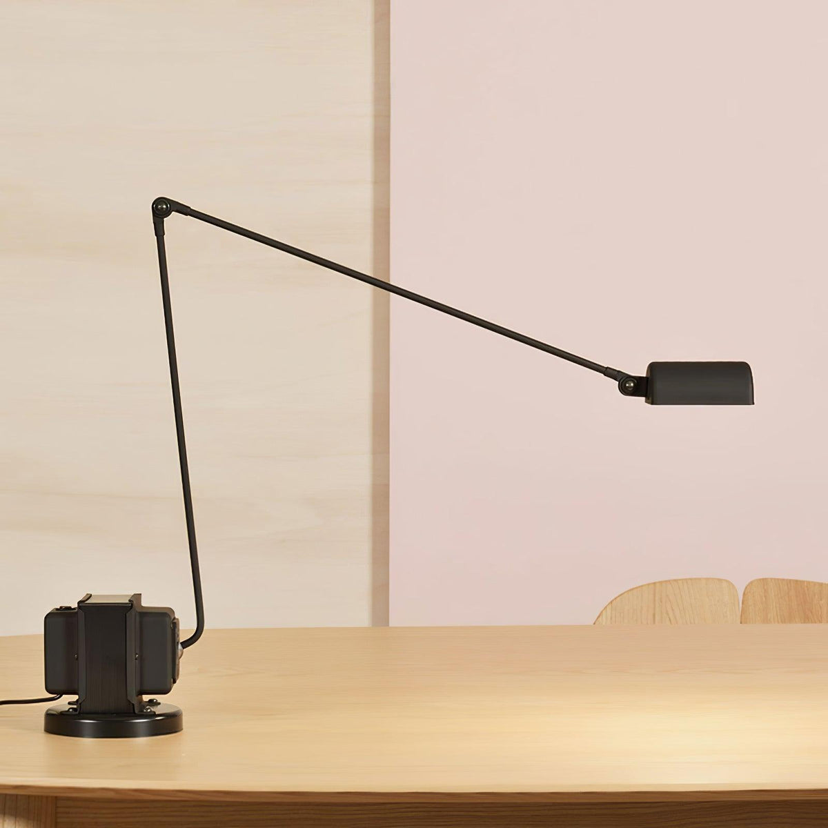 apex-flex-table-lamp
