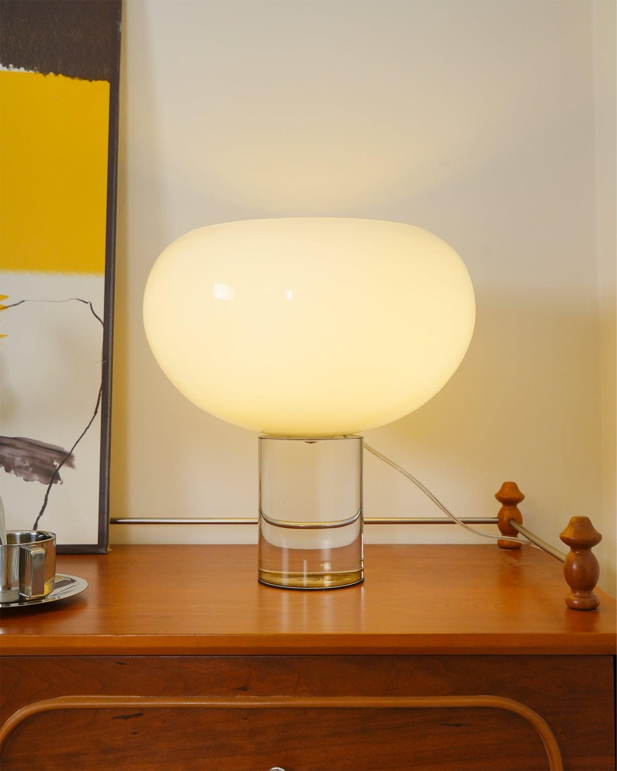 lunar-glow-table-lamp
