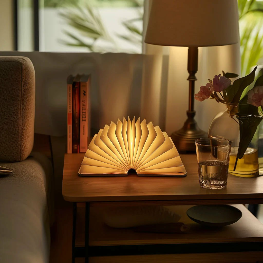 magic-book-table-lamp