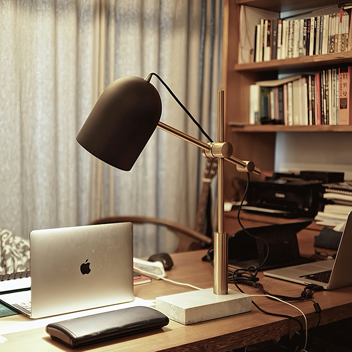marcus-table-lamp