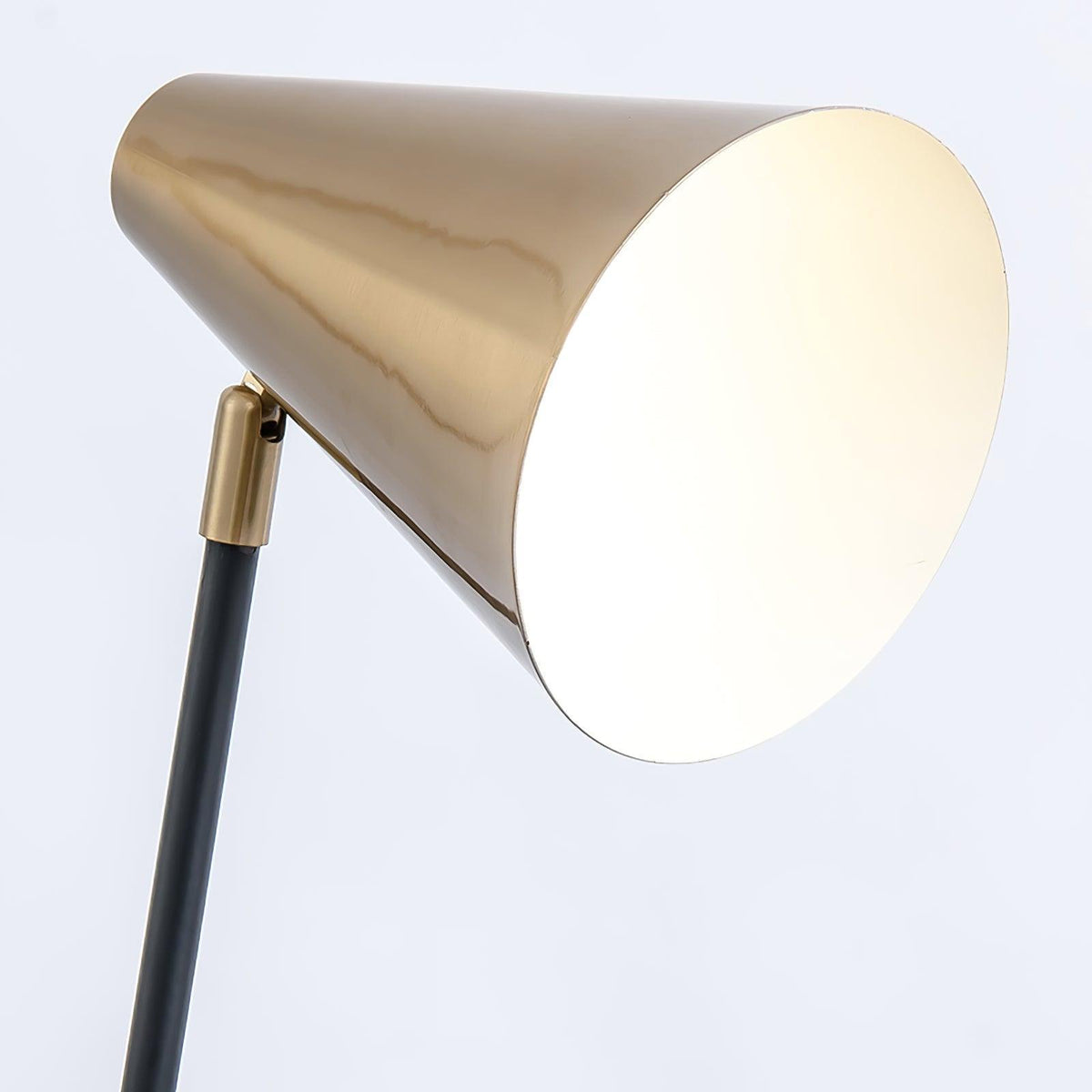 miles-medium-table-lamp