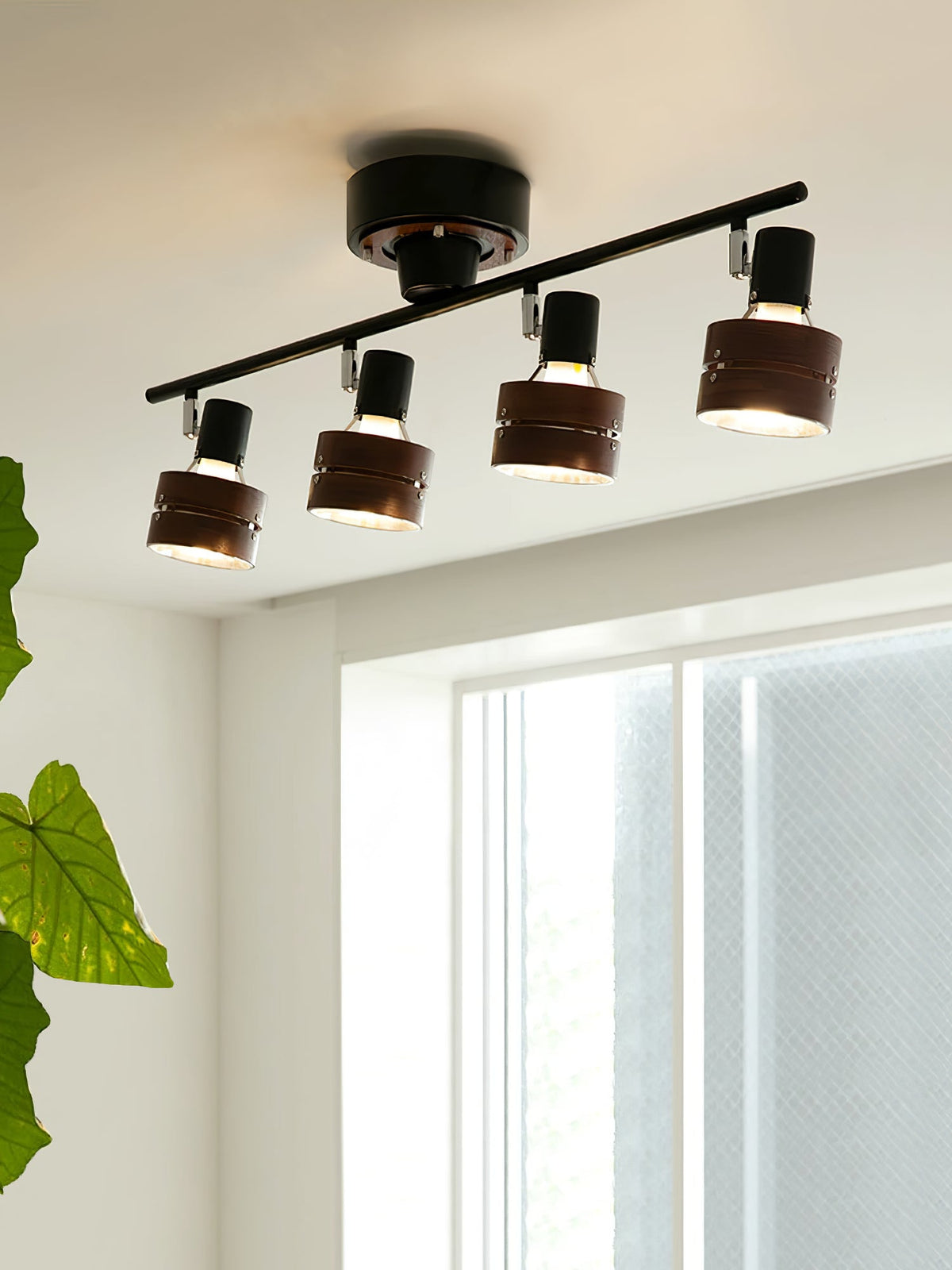 nordic-cylindrical-4-light-spotlight