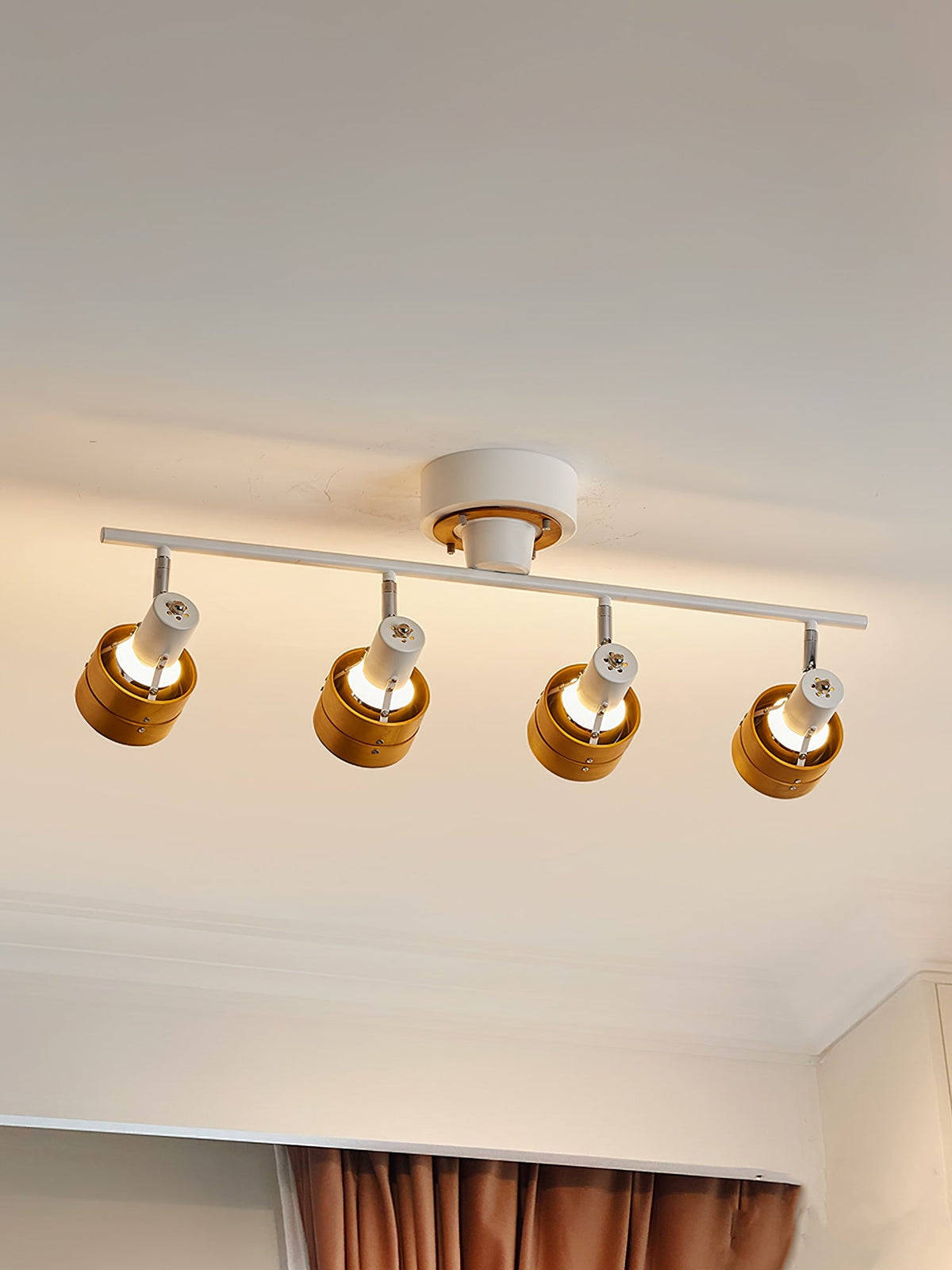 nordic-cylindrical-4-light-spotlight