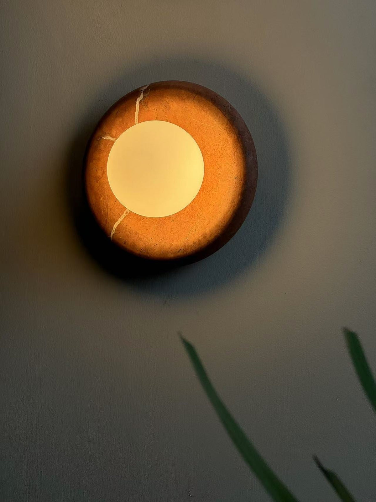 orli-marble-sconce