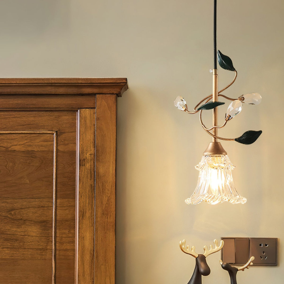 Luxury Floral Pendant Light with Crystal Accents for Dining Room