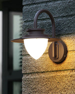 Pine Cone Outdoor Wall Light – IP65 Wet-Rated Iron Sconce for Patio, Porch & Entryway