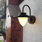 Pine Cone Outdoor Wall Light – IP65 Wet-Rated Iron Sconce for Patio, Porch & Entryway