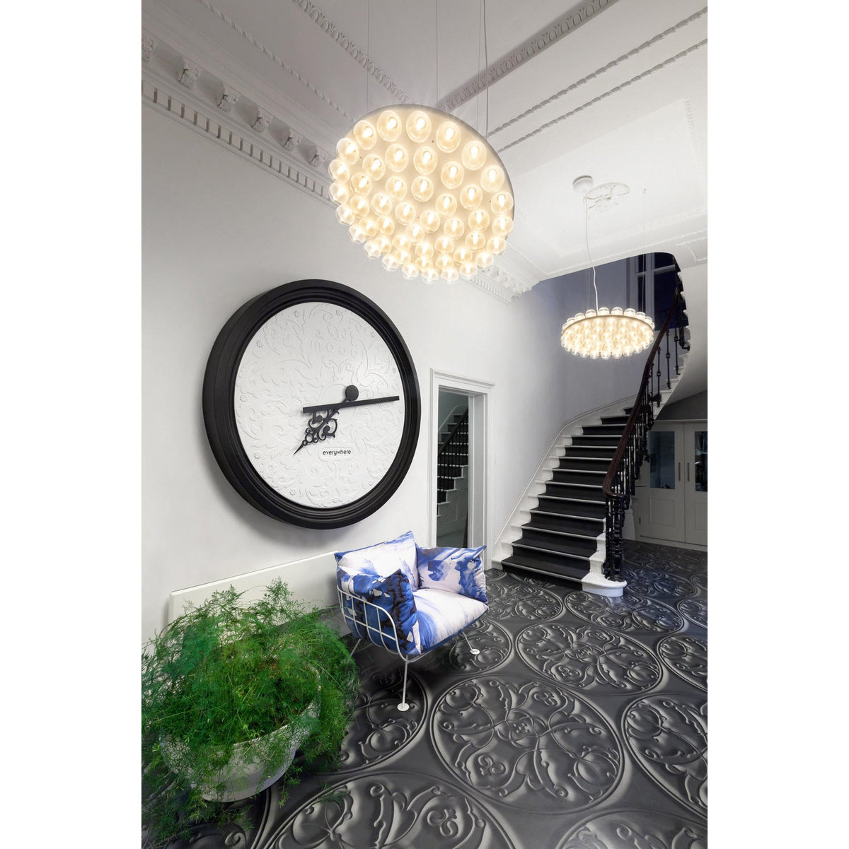 prop-chandelier