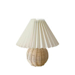 rattan-pleated-table-lamp