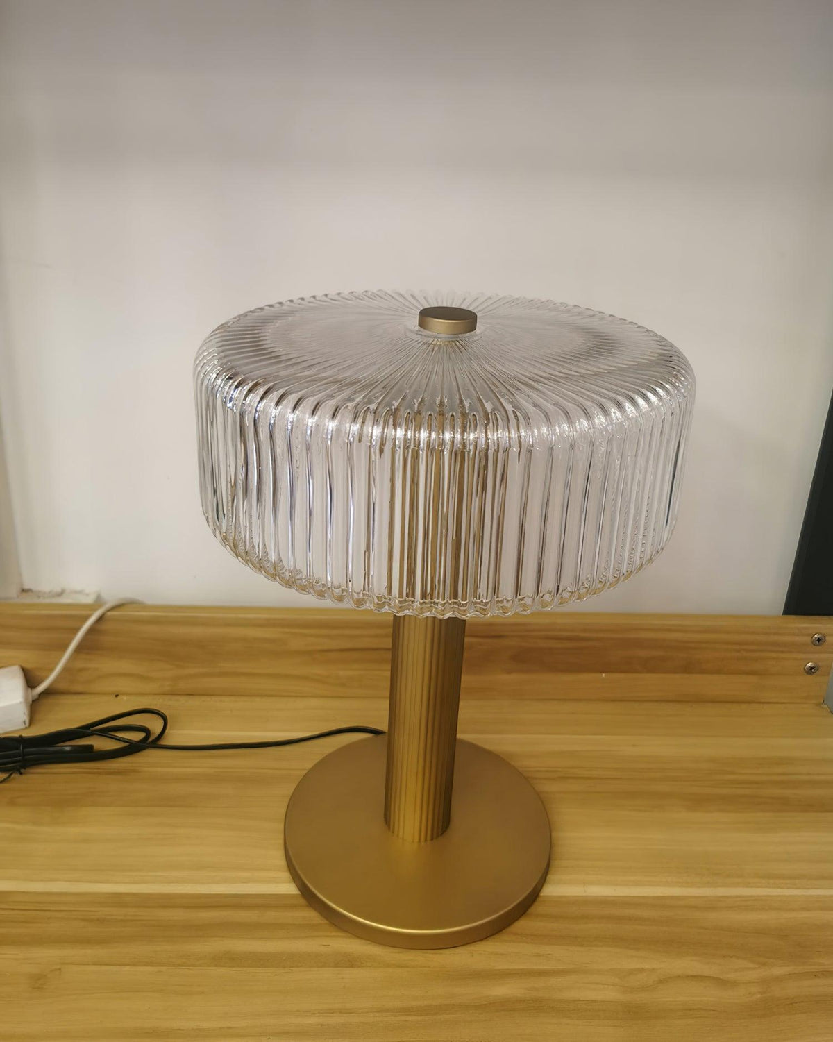 renato-table-lamp