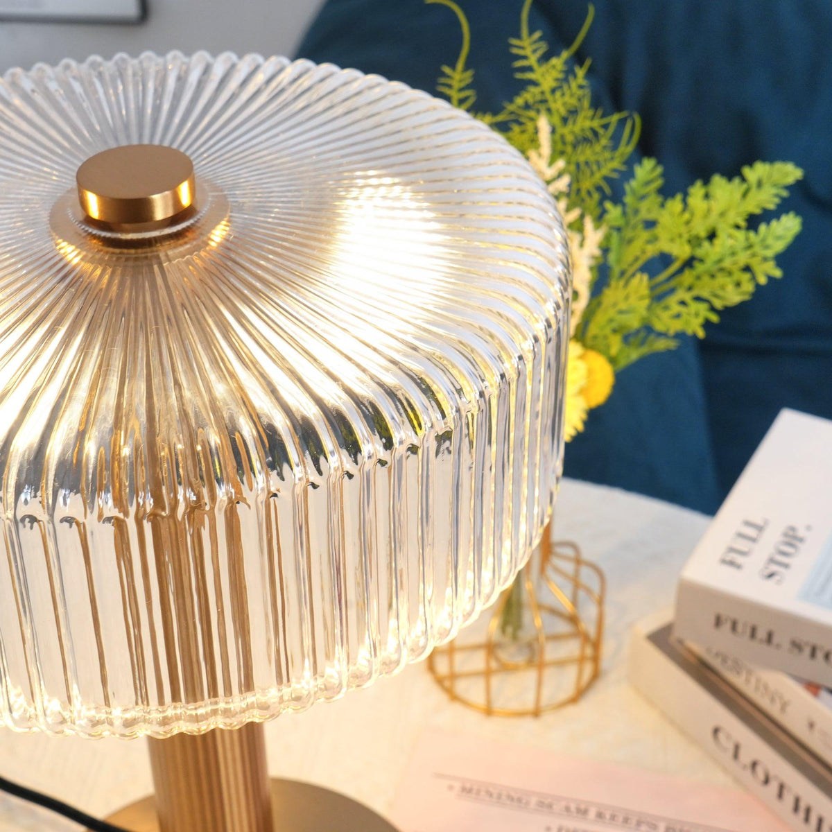 renato-table-lamp