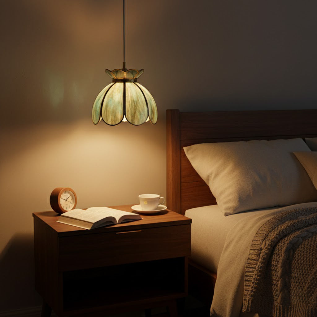 retro-lotus-pendant-lamp