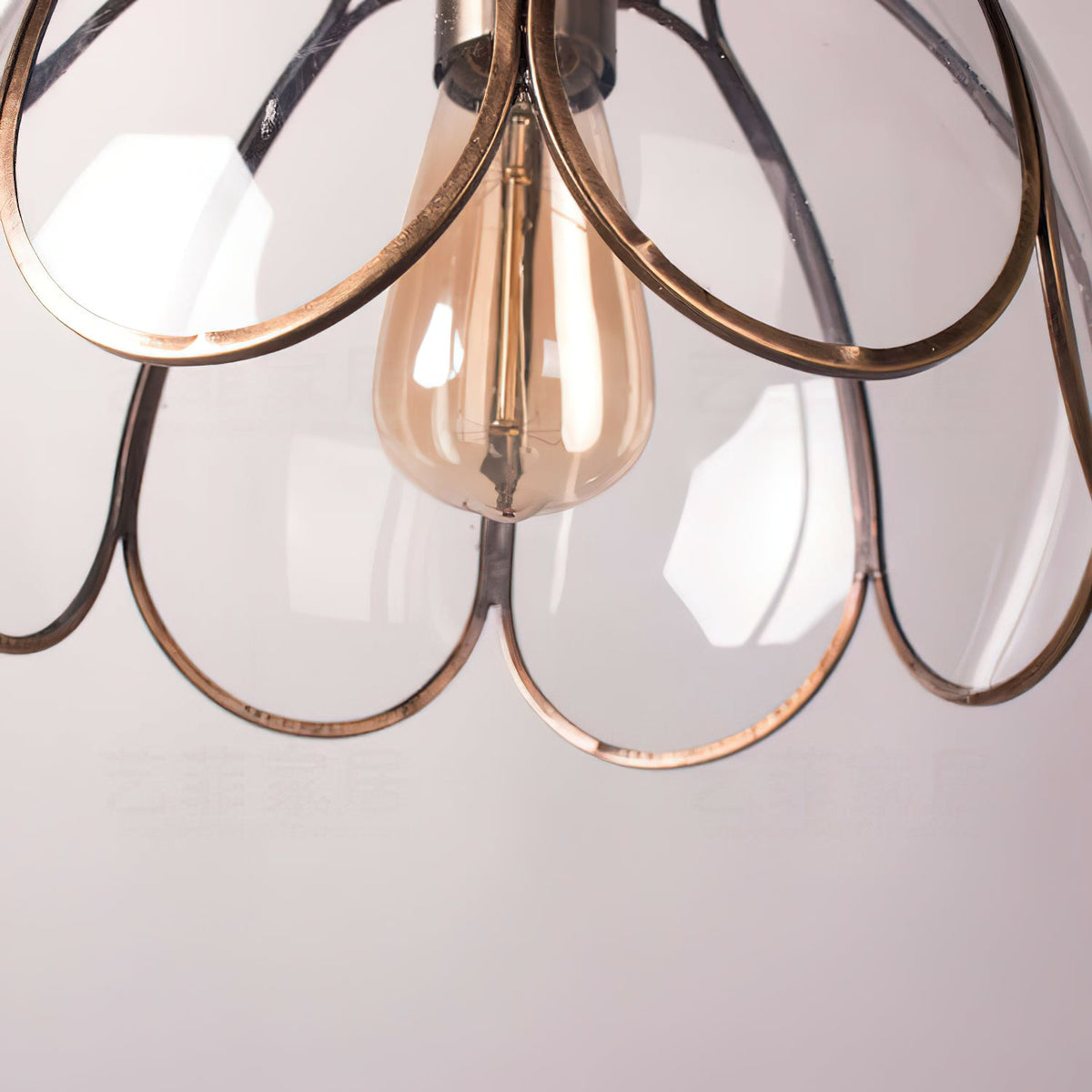 retro-lotus-pendant-lamp