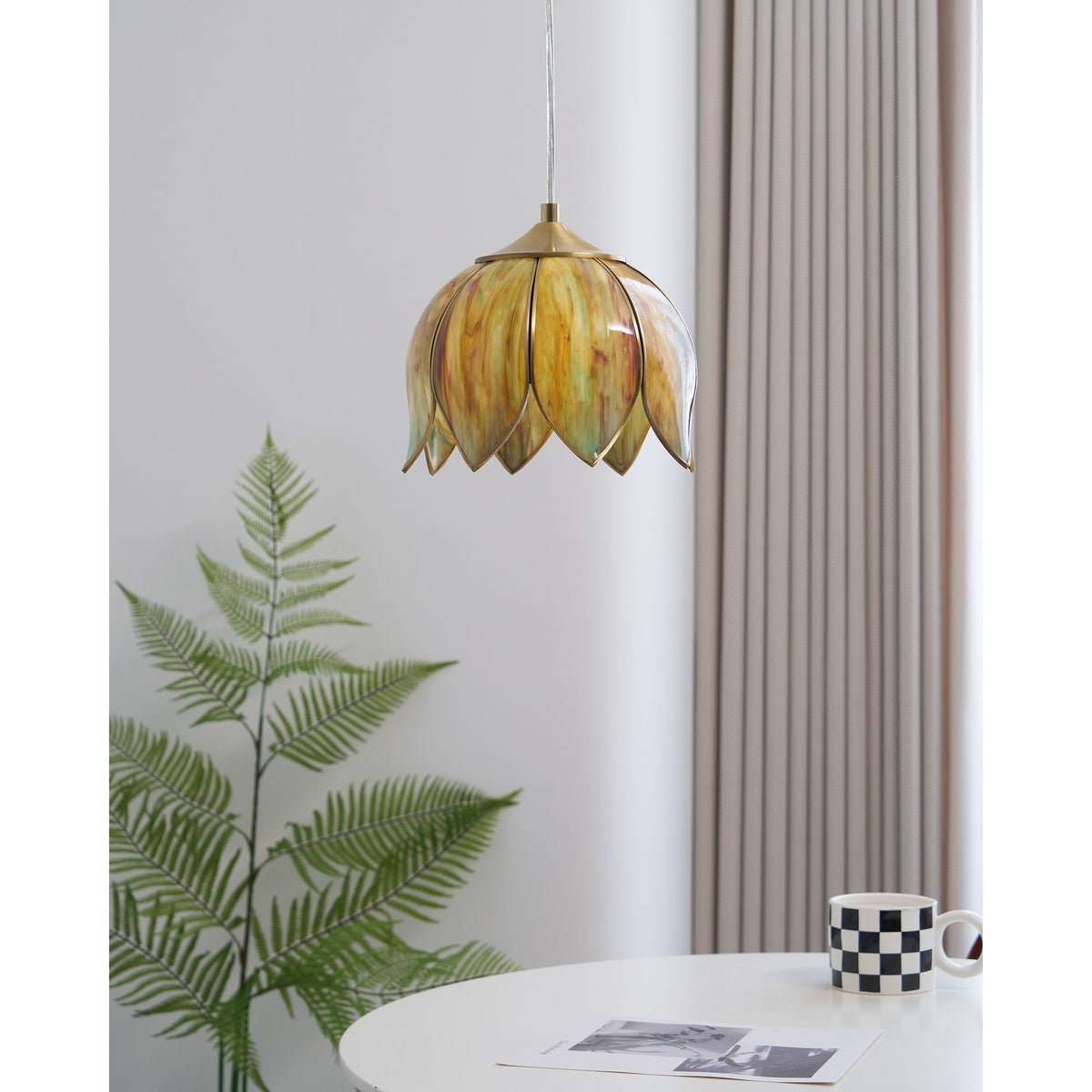 retro-lotus-pendant-lamp