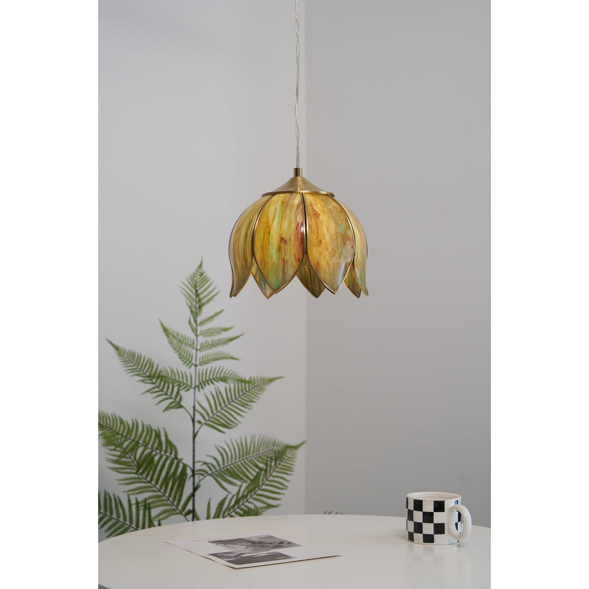 retro-lotus-pendant-lamp