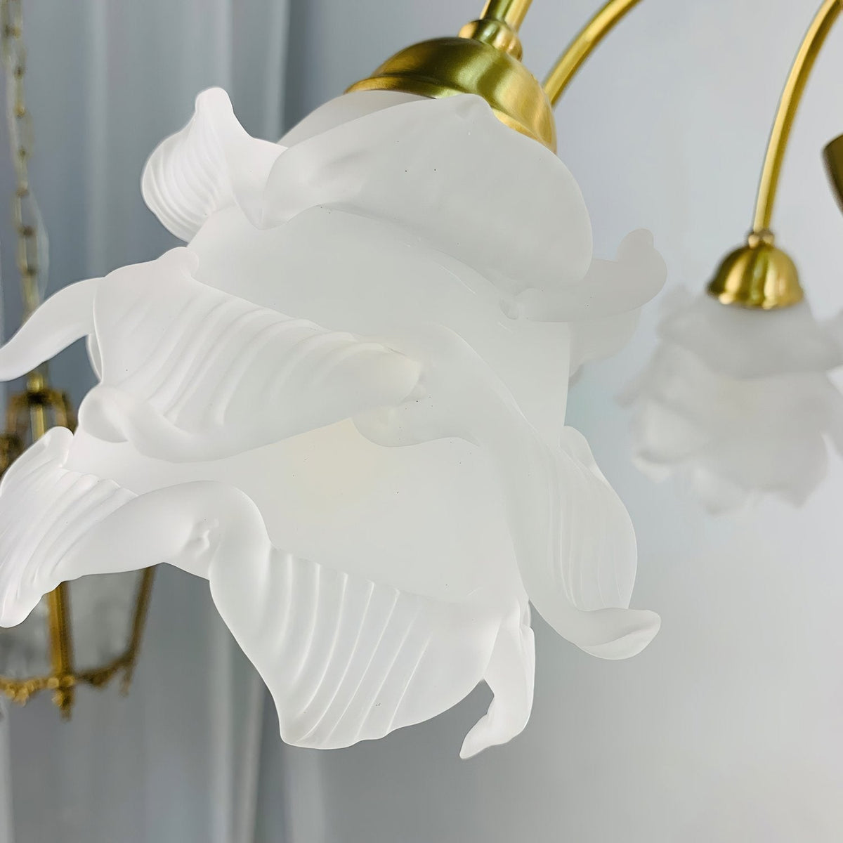 Retro Brass Glass Chandelier for Dining Room and Living Room
