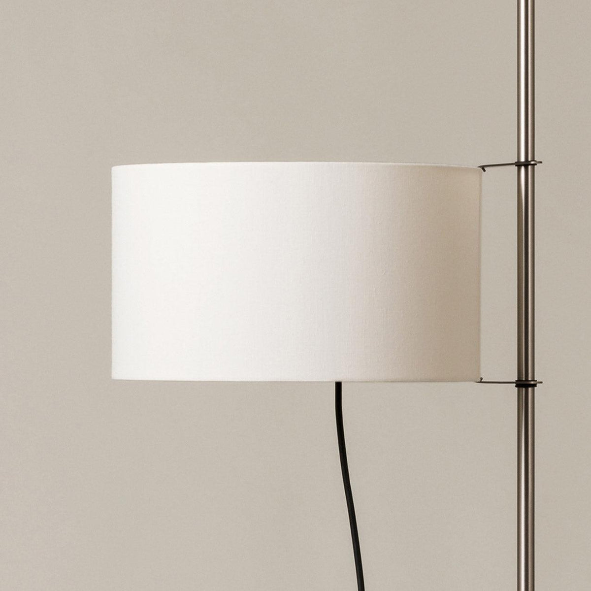 santa-cole-floor-lamp