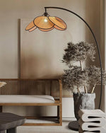 screen-cannage-floor-lamp