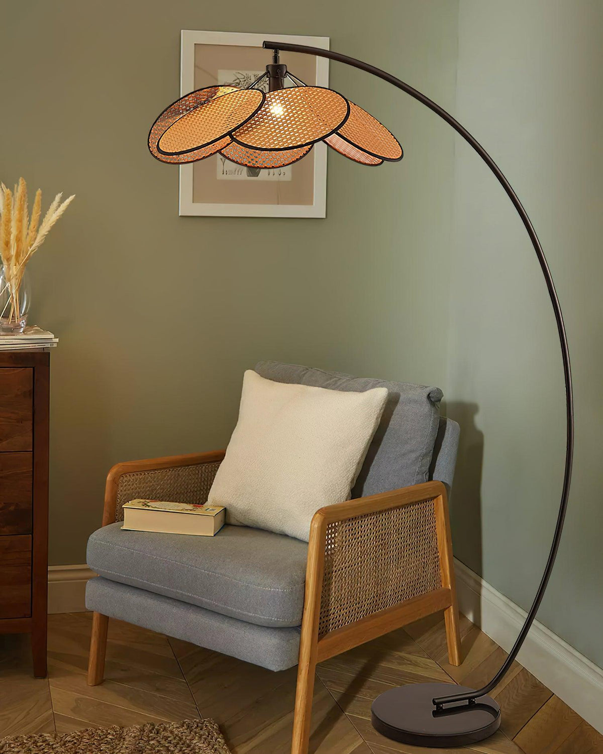 screen-cannage-floor-lamp