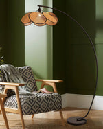 screen-cannage-floor-lamp
