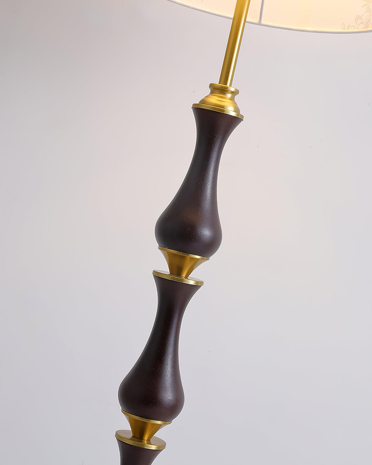 seraphina-floor-lamp