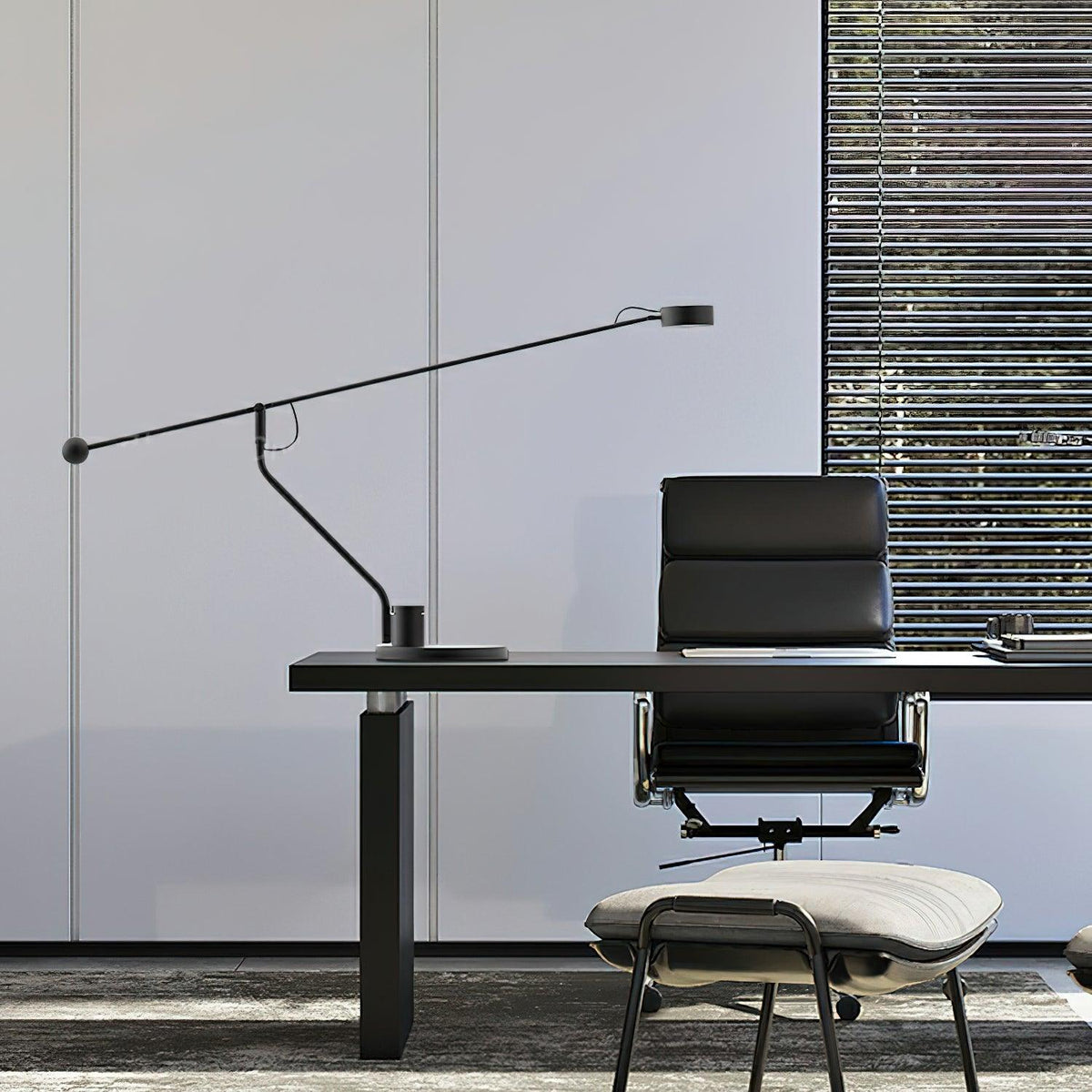 shadow-pole-table-lamp