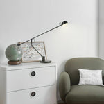 shadow-pole-table-lamp