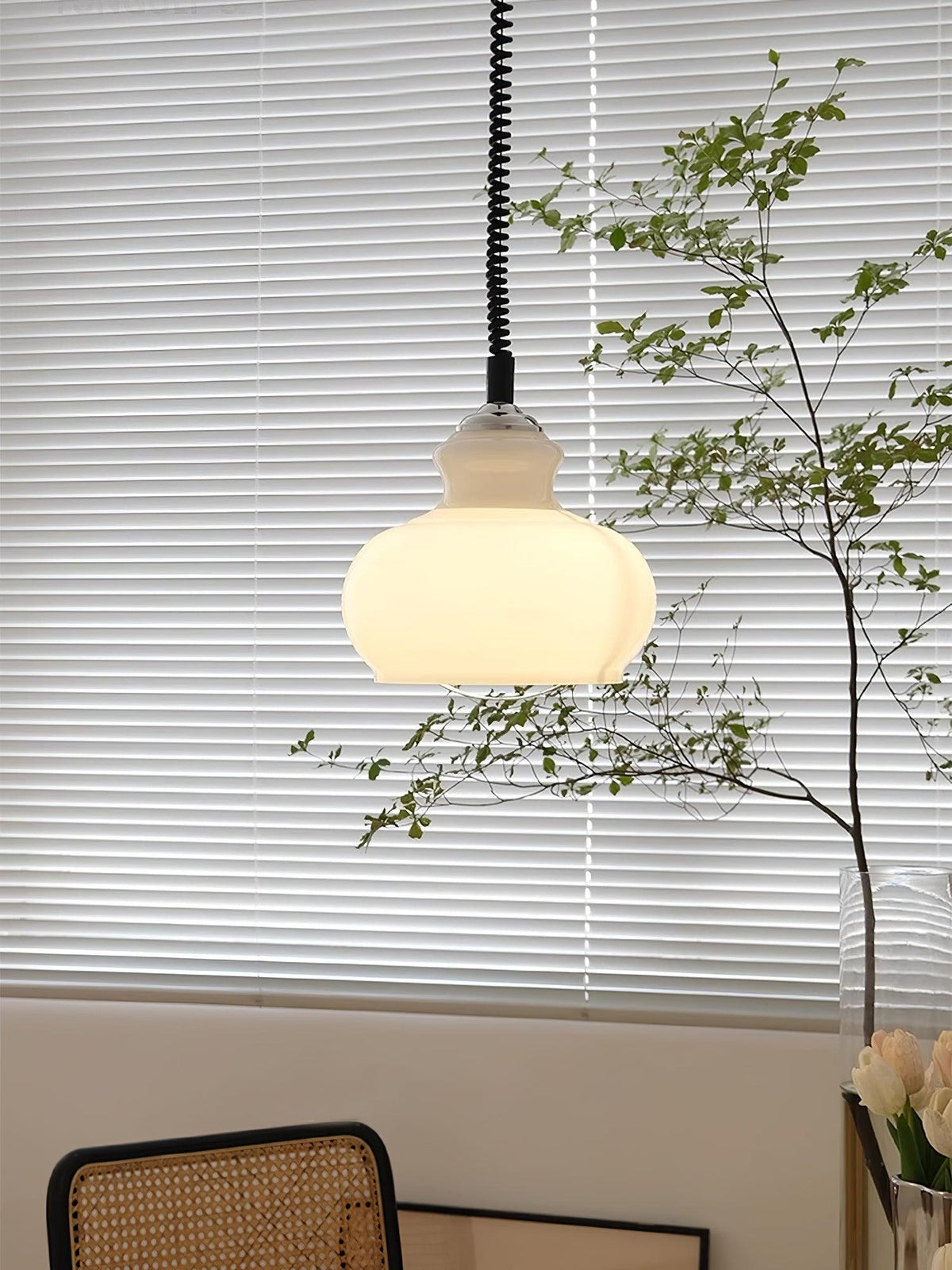 space-age-glass-pendant-light