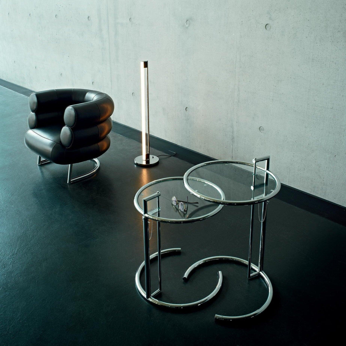 stai-floor-lamp