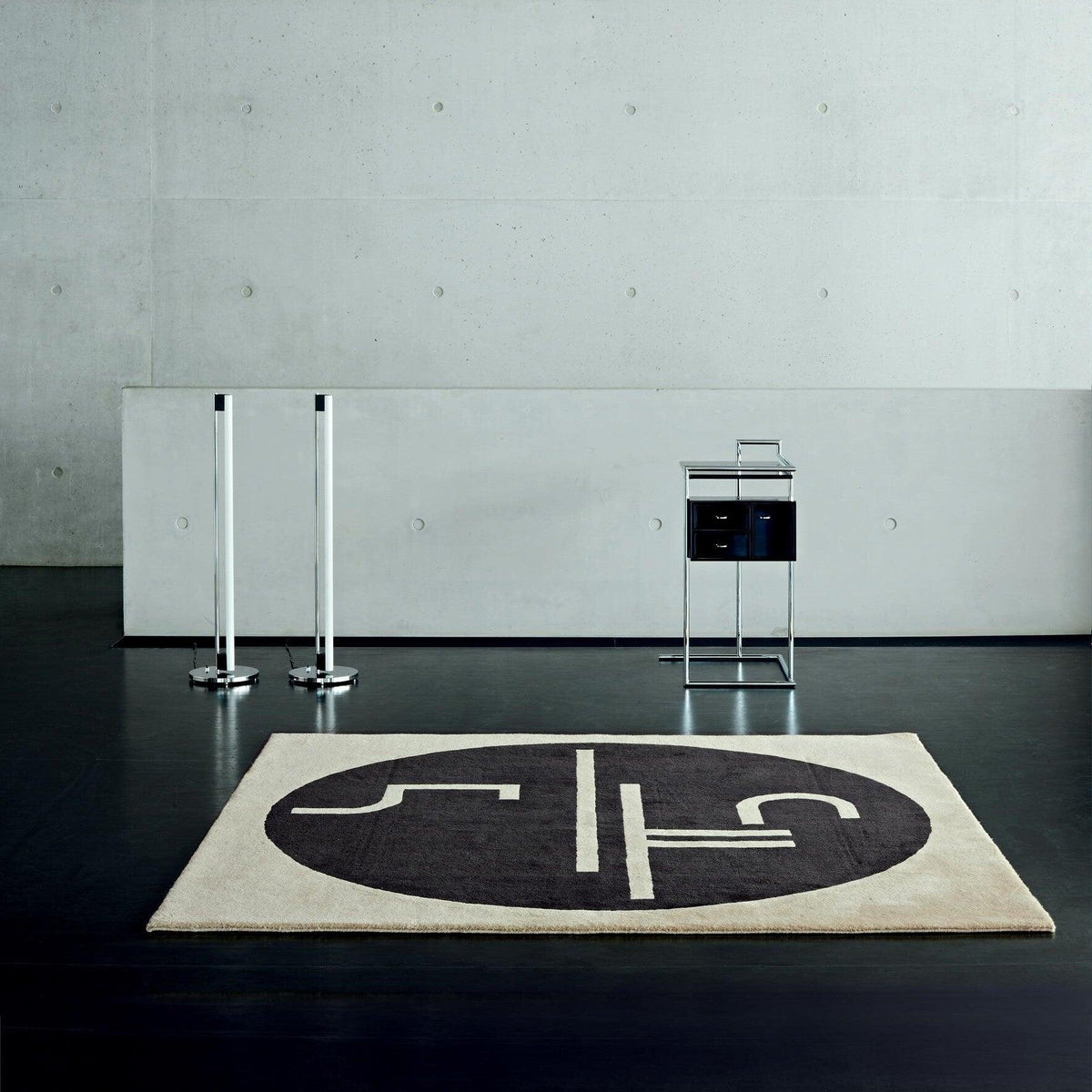 stai-floor-lamp