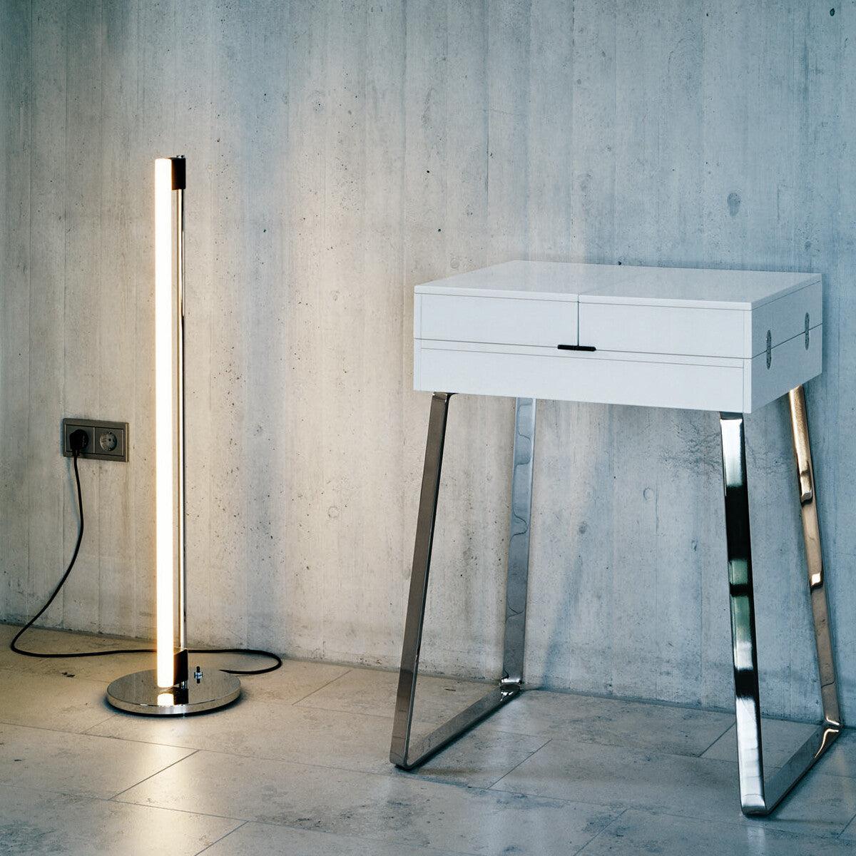 stai-floor-lamp