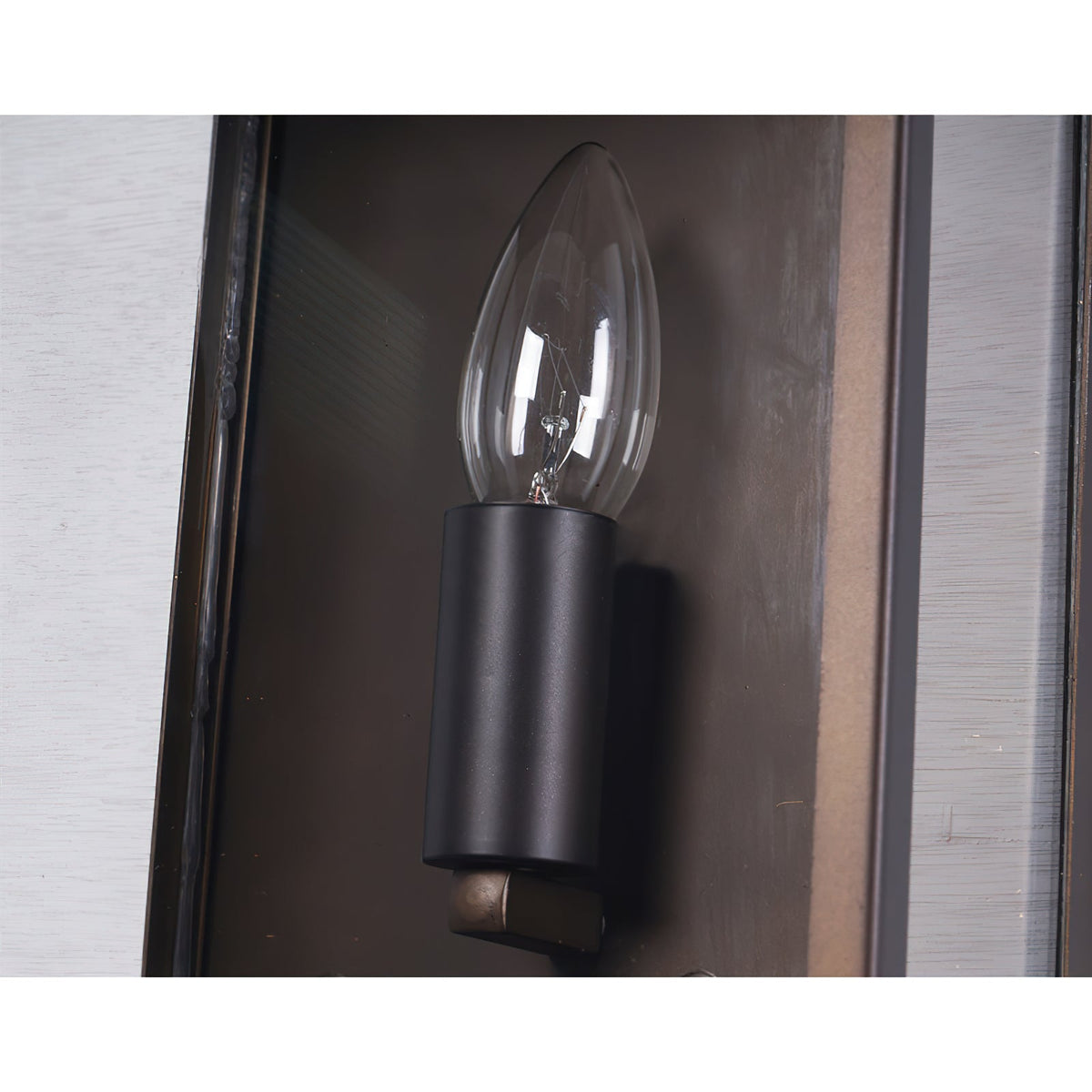 strathmore-wall-lamp