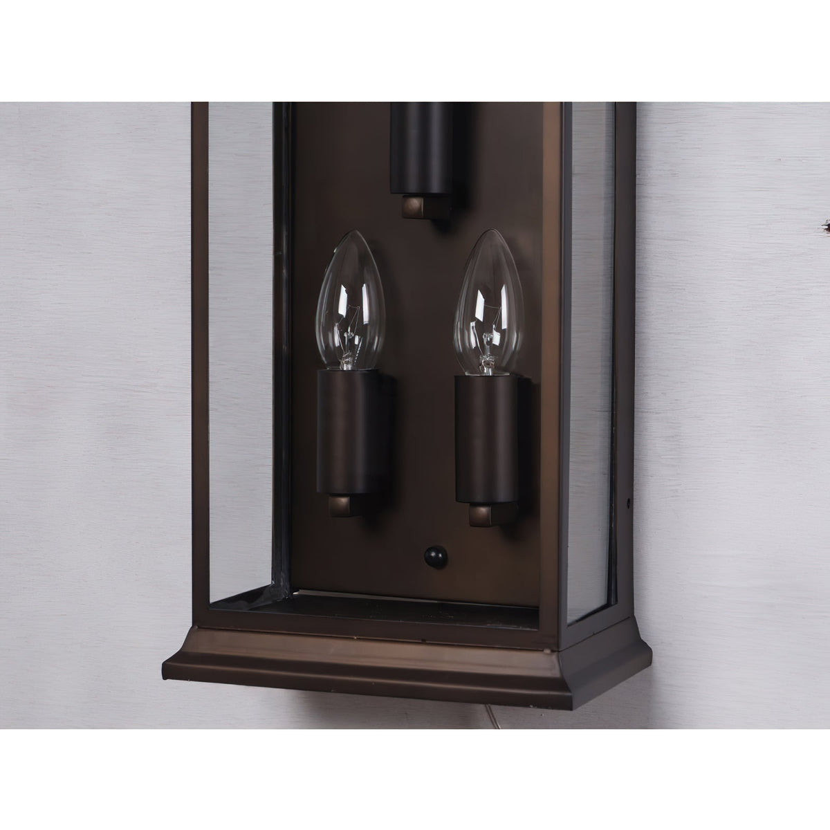strathmore-wall-lamp