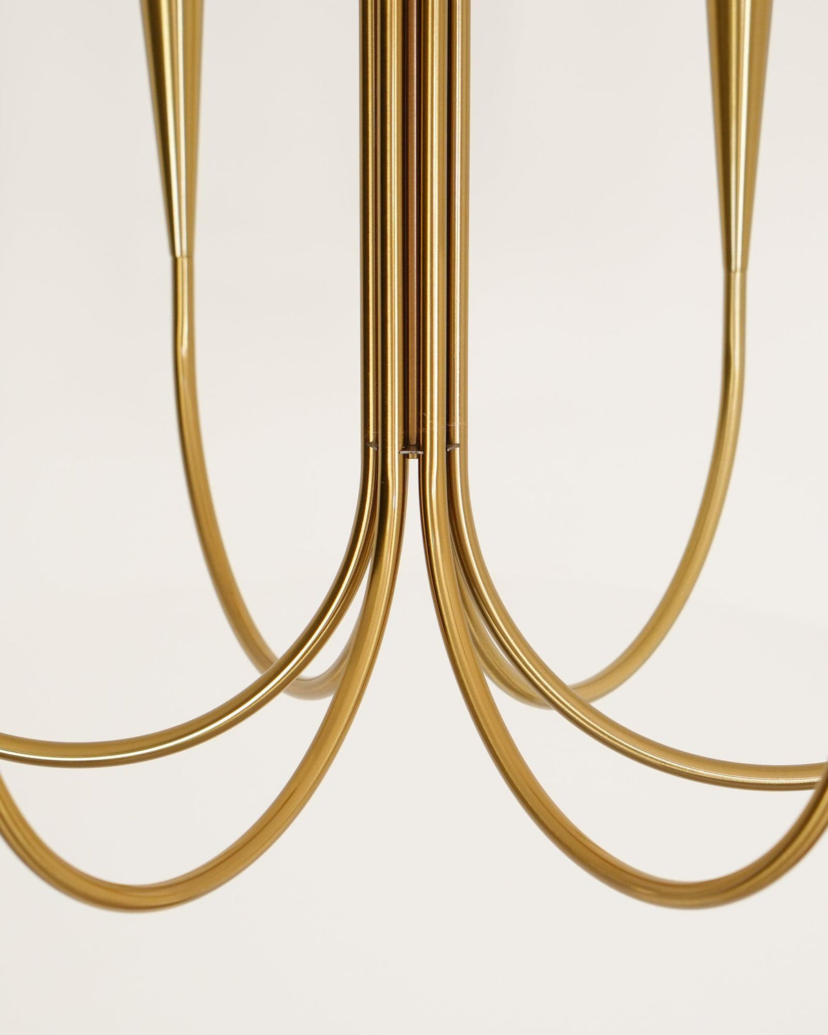 swoop-arm-chandelier