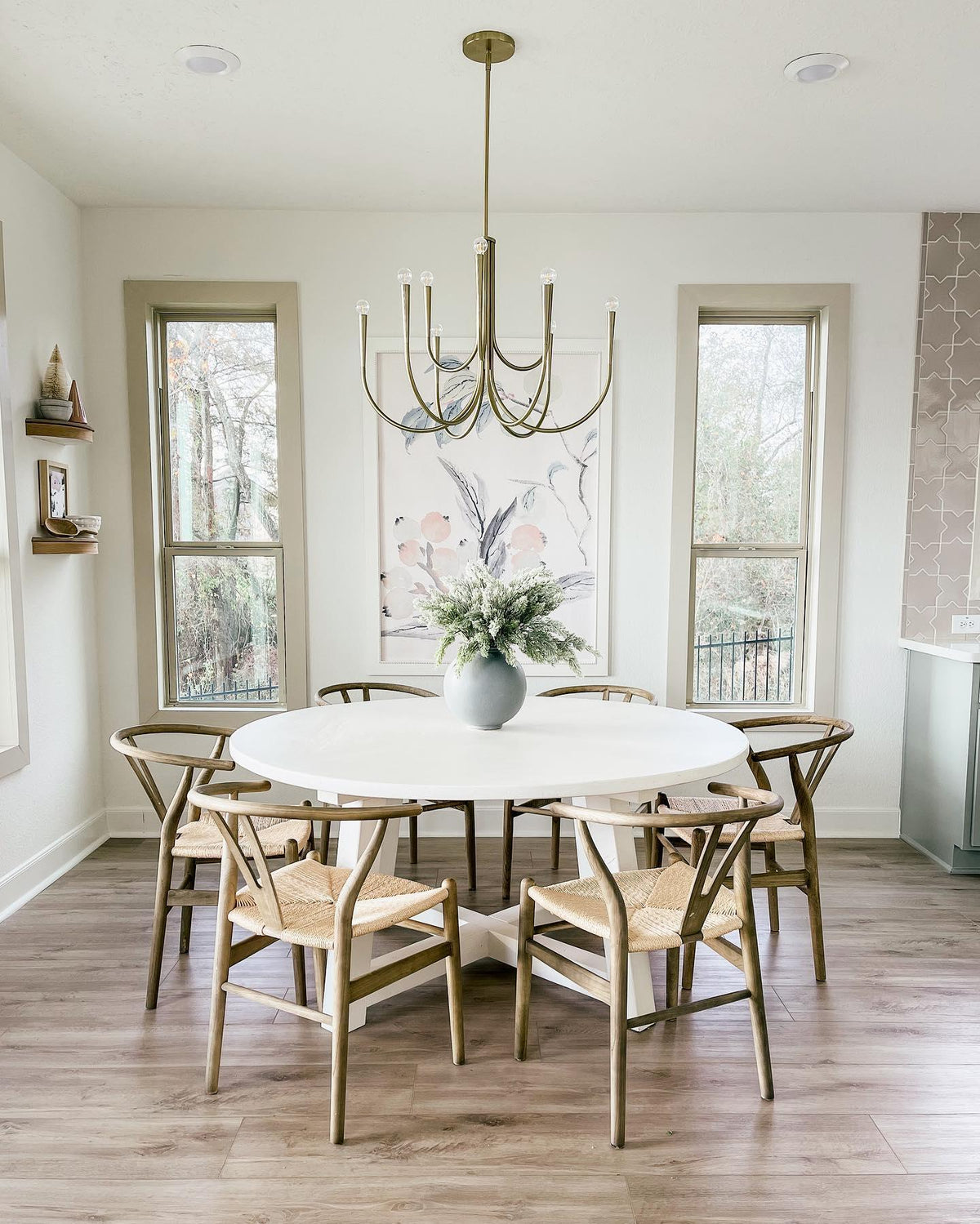 swoop-arm-chandelier