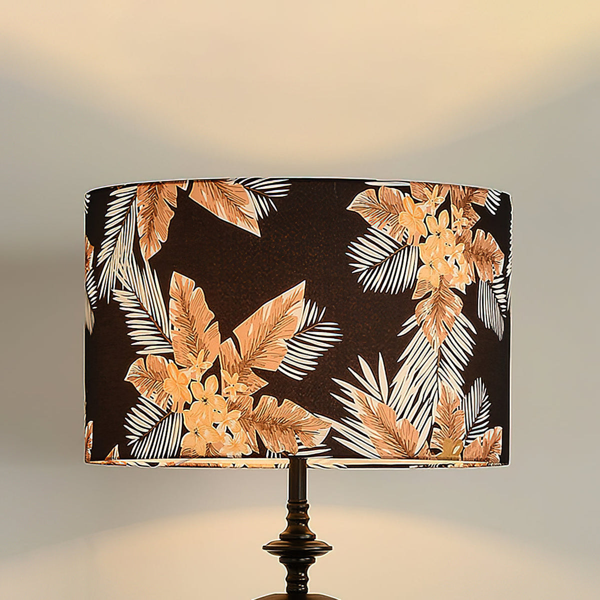 thaddeus-floor-lamp