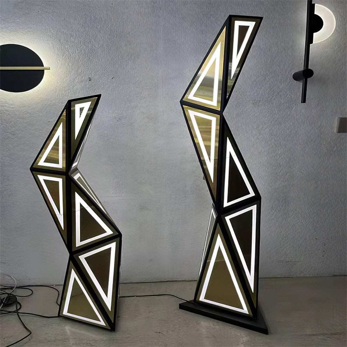 tri23f-floor-lamp