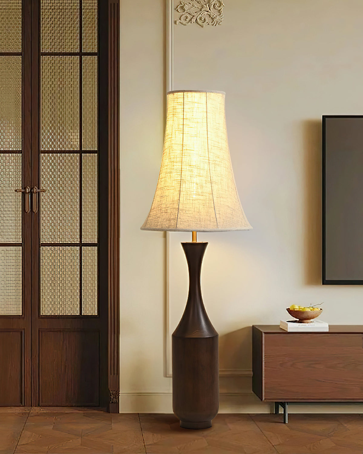 vase-silhouette-floor-lamp