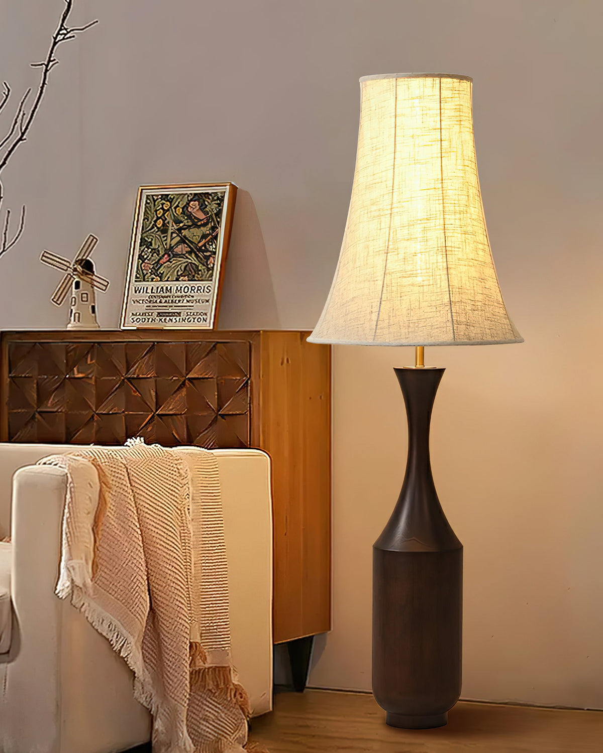 vase-silhouette-floor-lamp