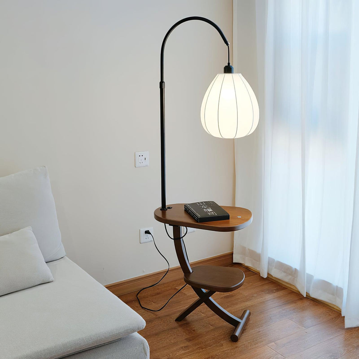 vintage-magazine-floor-lamp