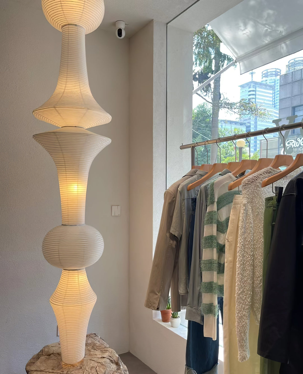 Rice Paper E Pendant Light
