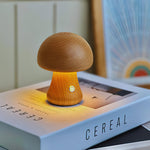 wooden-mushroom-table-lamp