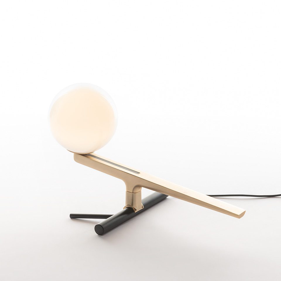 Yanzi Table lamp