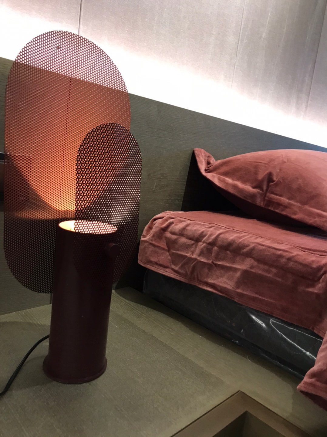 Filter Table Lamp - Modern Metal Accent Light for Bedroom, Living Room & Office